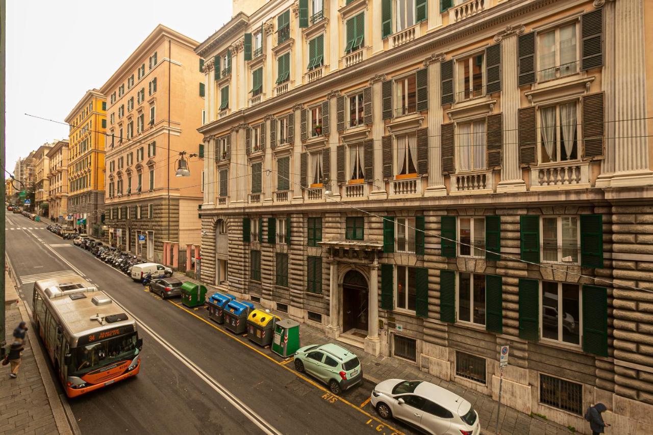 Апартаменты Dimora Patrizia In Centro Генуя Экстерьер фото